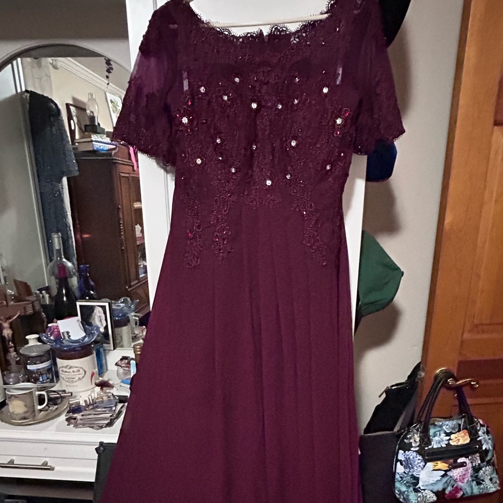 Merlot Lover Kiss Gown